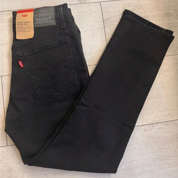 LEVI’S HIGH RISE WEDGIE JEANS - Picture 3 of 5